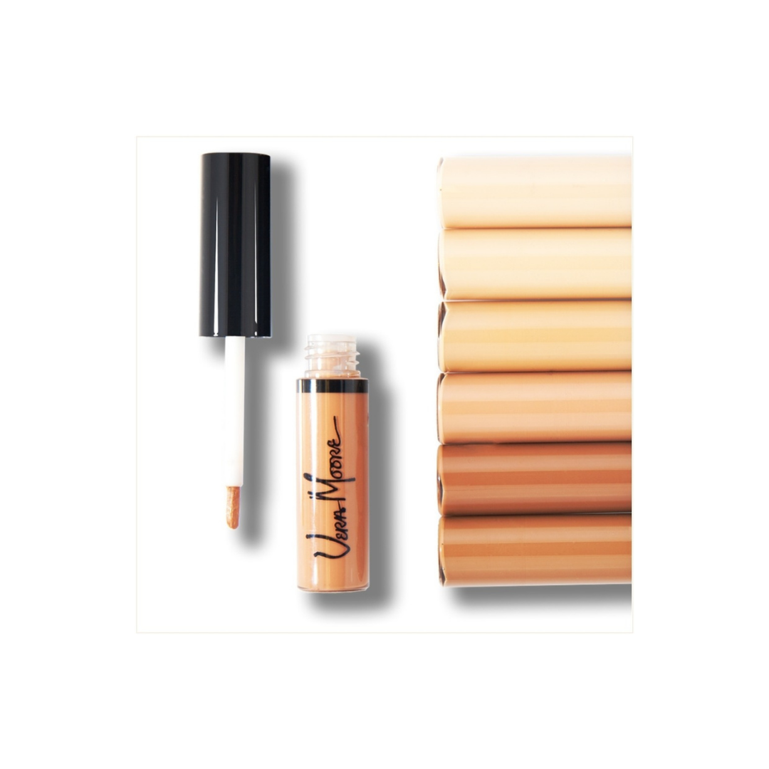 Natural looking outlet concealer